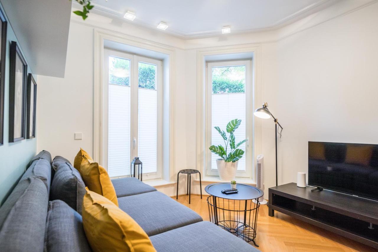 Stylish & Cosy Apartment Next To The U-Bahn Hamburg Exterior photo